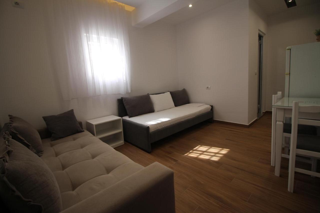 Vila 31 Sarandë Exterior foto