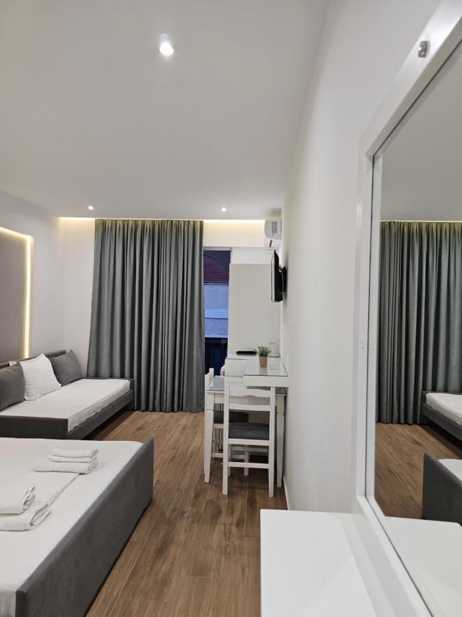 Vila 31 Sarandë Exterior foto